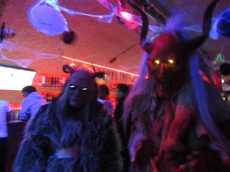 Krampus párty v clubu friends